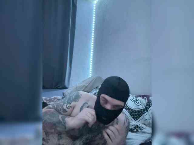 PureAddiction webcam