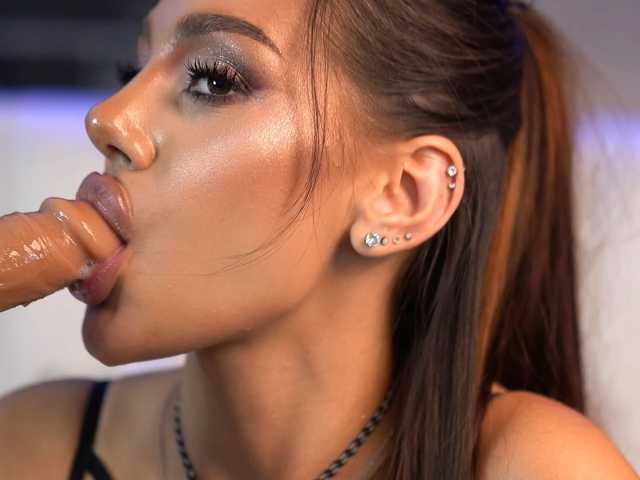 NinaSolle live cam on BongaCams