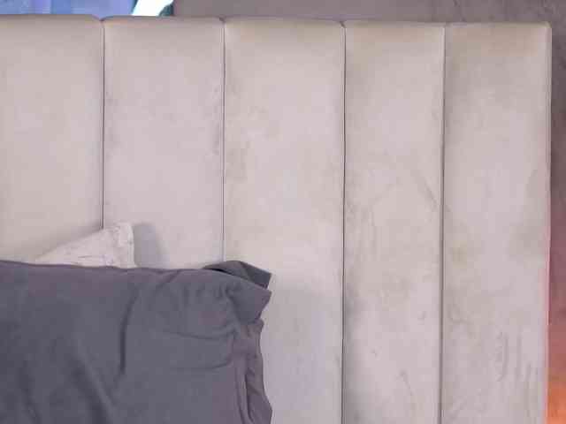 NinaSolle webcam