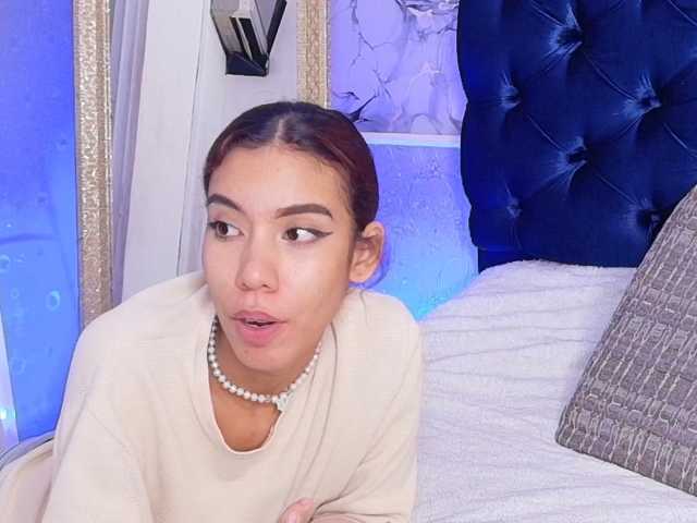 BELLA-HARPER live cam on BongaCams