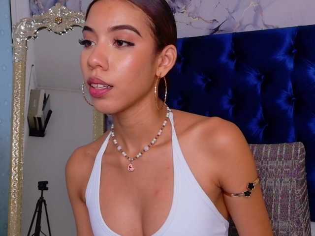 BELLA-HARPER live cam on BongaCams