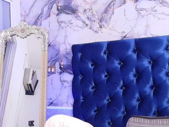 BELLA-HARPER live cam on BongaCams