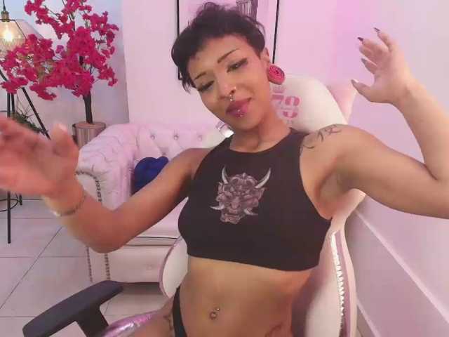 Akira-yumi live cam on BongaCams