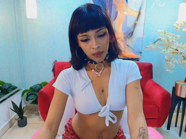 Akira-yumi live cam on BongaCams