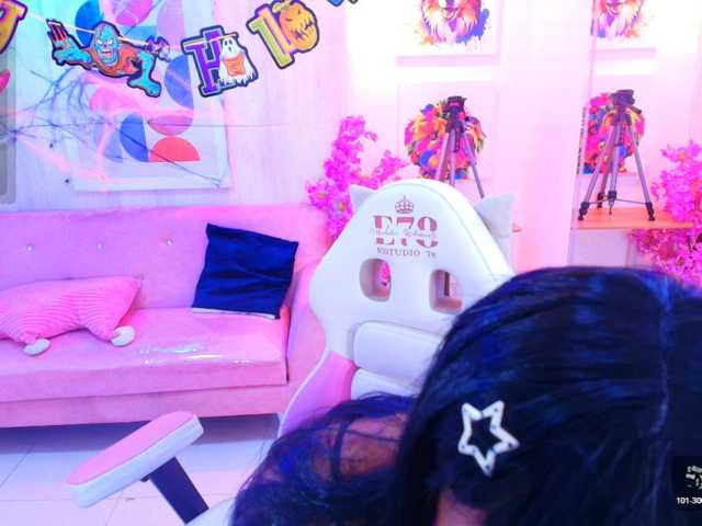 Akira-yumi live cam on BongaCams