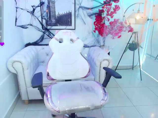 Akira-yumi live cam on BongaCams