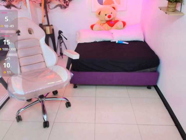 Akira-yumi live cam on BongaCams