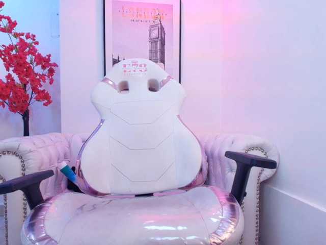 Akira-yumi live cam on BongaCams