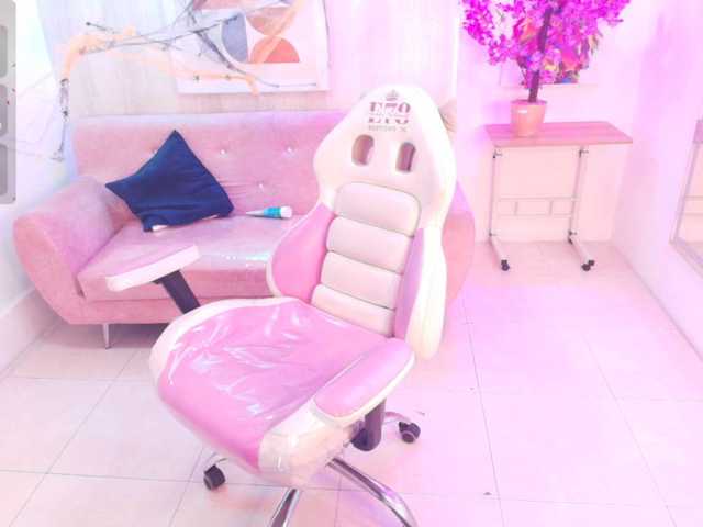Akira-yumi live cam on BongaCams