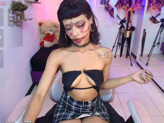 Akira-yumi live cam on BongaCams