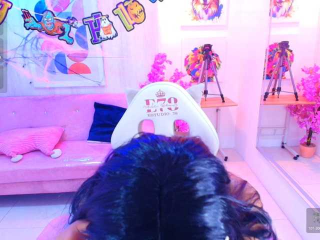Akira-yumi live cam on BongaCams