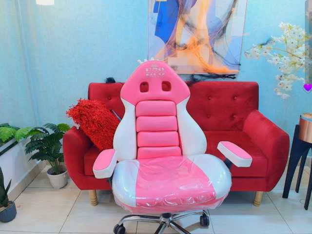 Akira-yumi live cam on BongaCams