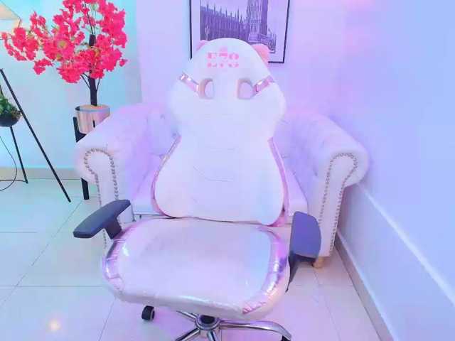 Akira-yumi live cam on BongaCams