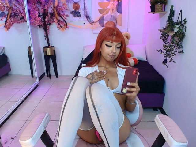Akira-yumi live cam on BongaCams