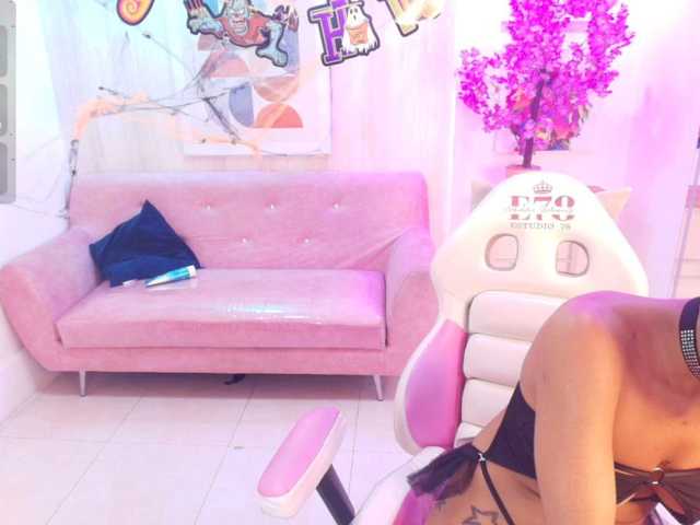Akira-yumi live cam on BongaCams