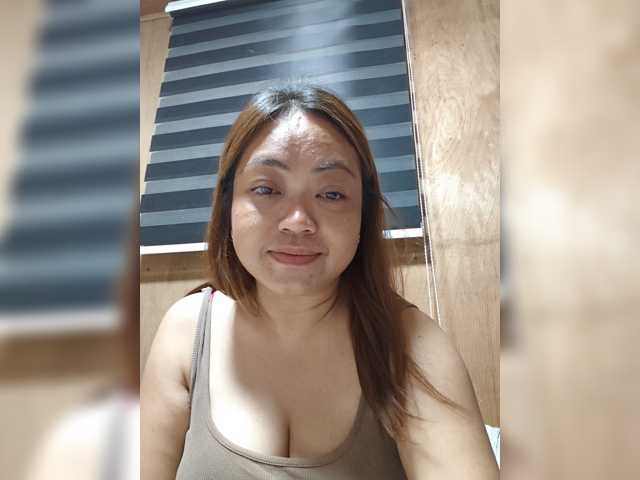 queenShekinah03 live cam on BongaCams