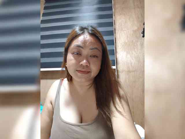 queenShekinah03 webcam