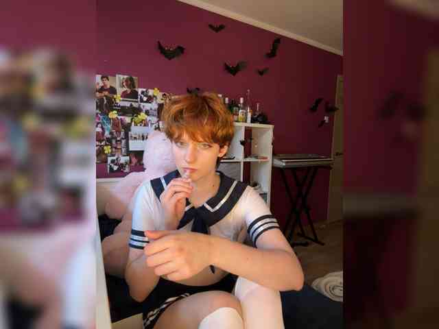 Cheesy's cam show statistics and live stream