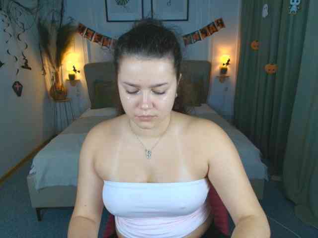 LilyBlush webcam