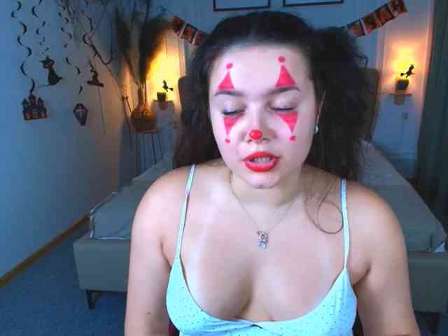 LilyBlush webcam