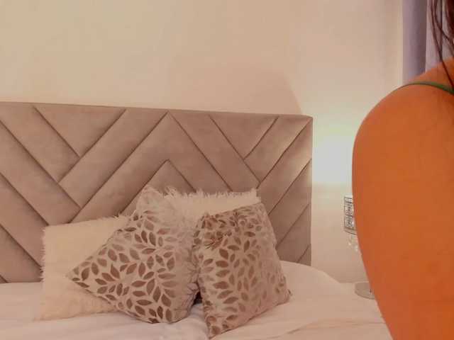 Scarletqueen7 live cam on BongaCams