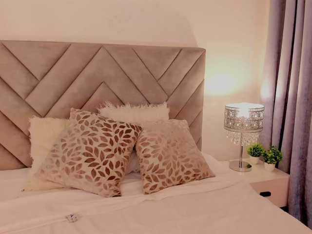 Scarletqueen7 live cam on BongaCams
