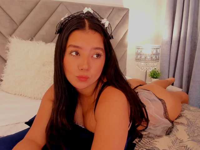 Scarletqueen7 live cam on BongaCams
