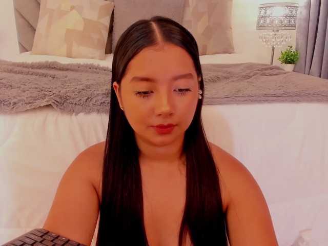 Scarletqueen7 live cam on BongaCams
