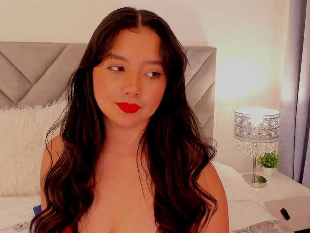 Scarletqueen7 live cam on BongaCams