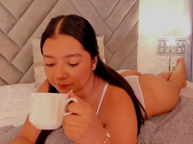Scarletqueen7 live cam on BongaCams