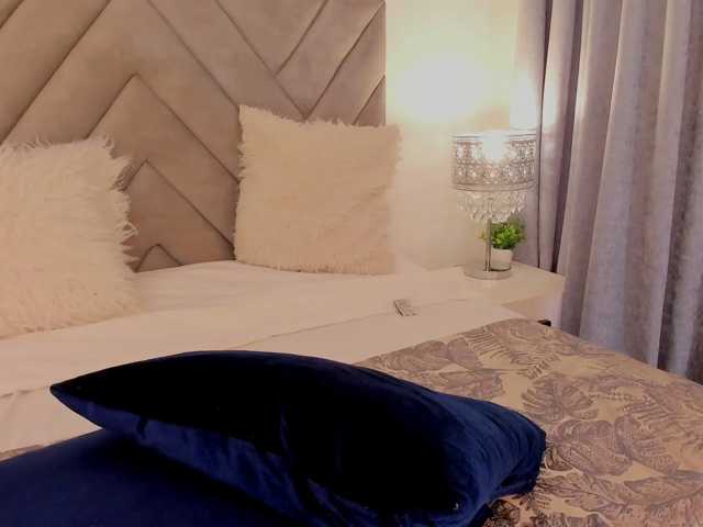 Scarletqueen7 live cam on BongaCams