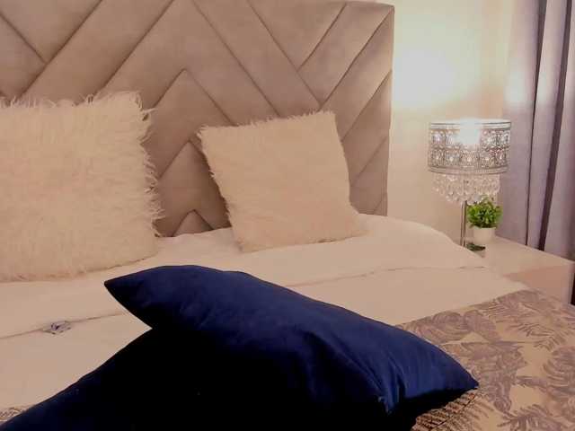 Scarletqueen7 live cam on BongaCams