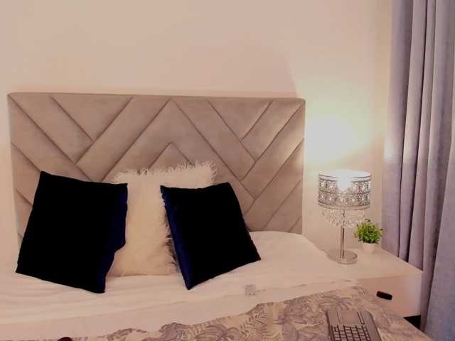 Scarletqueen7 live cam on BongaCams