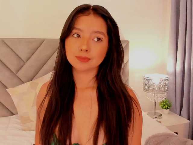 Scarletqueen7 live cam on BongaCams