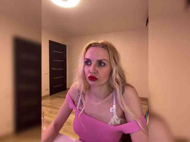 PinkWave webcam