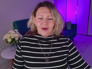 NinaWeiss Porn Show