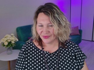 NinaWeiss Porn Show