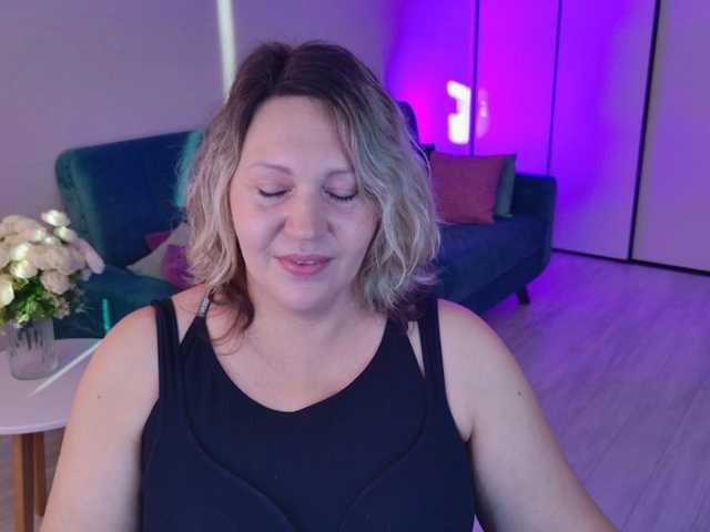NinaWeiss live cam on BongaCams
