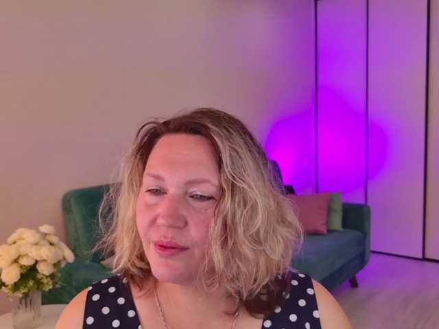 NinaWeiss live cam on BongaCams