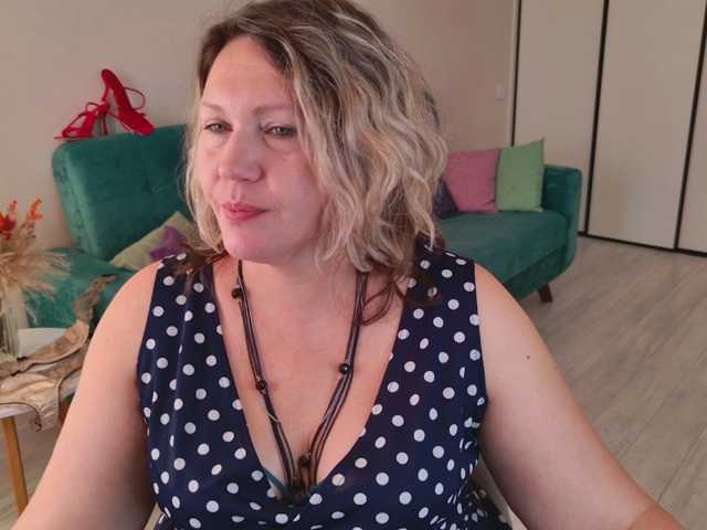 NinaWeiss live cam on BongaCams