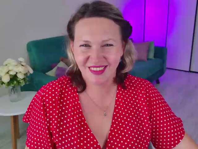NinaWeiss, en directo ahora en BongaCams