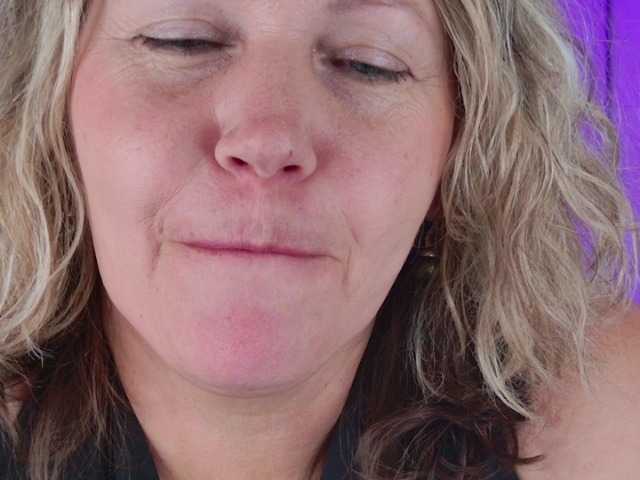 NinaWeiss live cam on BongaCams