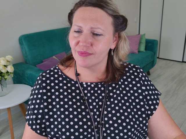 NinaWeiss, en vivo ahora en BongaCams