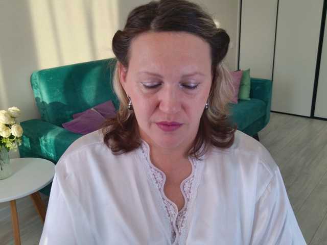 NinaWeiss, en directo ahora en BongaCams
