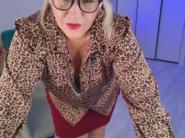 NinaWeiss live cam on BongaCams