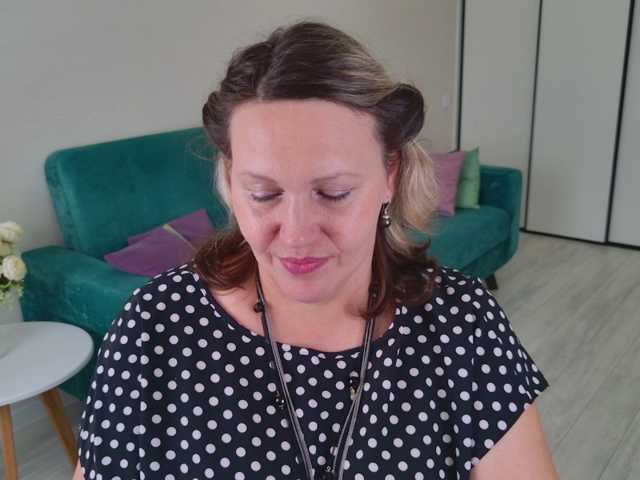 NinaWeiss, en vivo ahora en BongaCams
