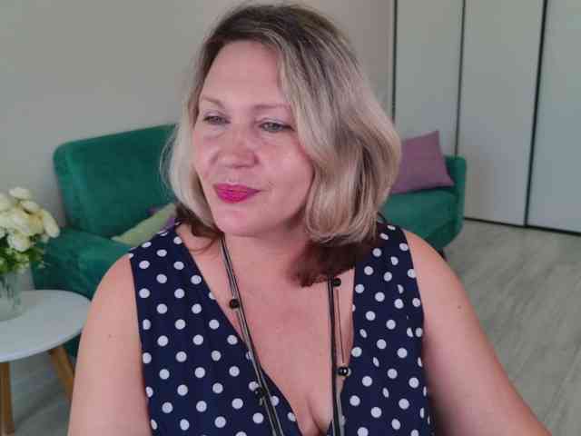 NinaWeiss webcam