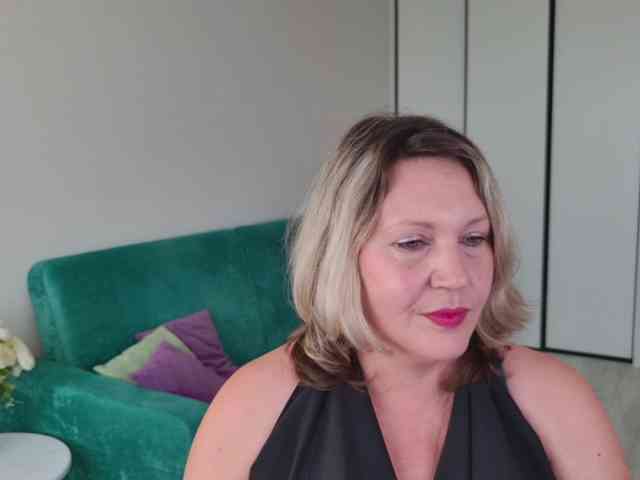 NinaWeiss webcam