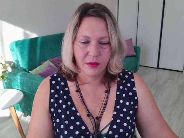 NinaWeiss webcam