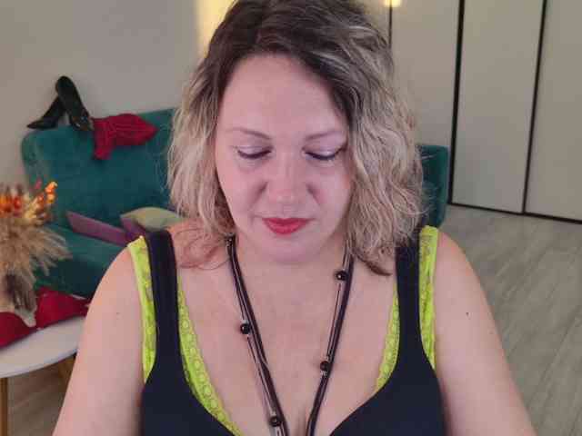 NinaWeiss NinaWeiss